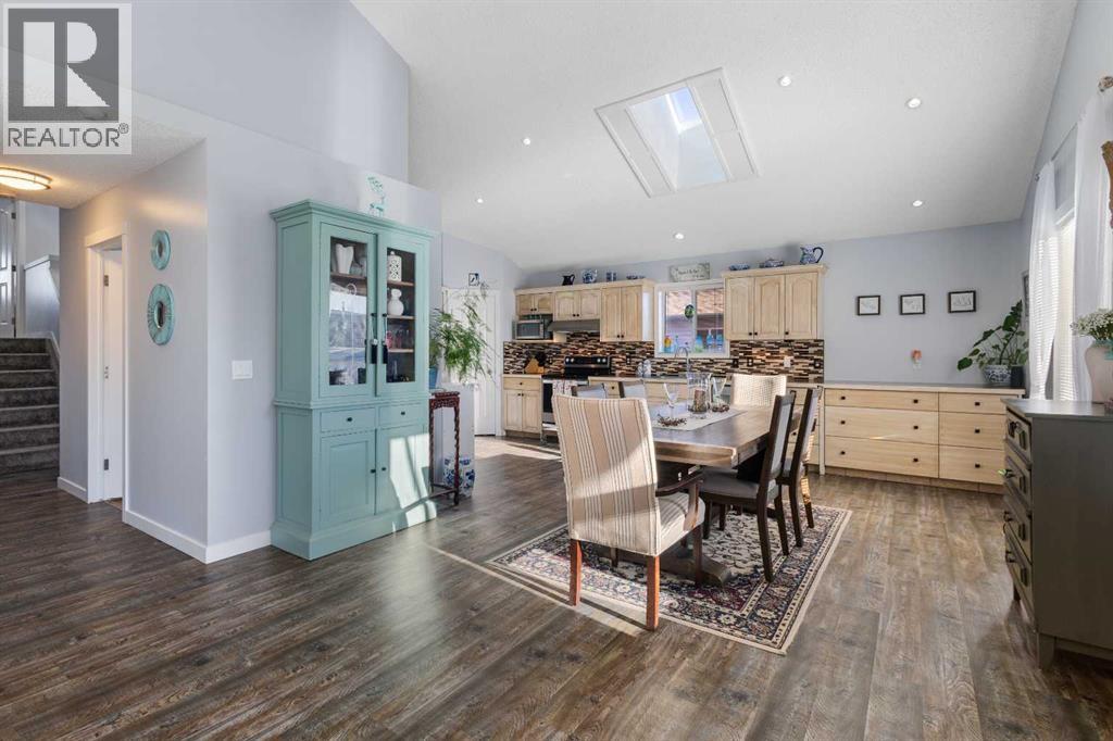 405 Highwood Village Place NW, High River, Alberta  T1V 1W1 - Photo 13 - A2280983