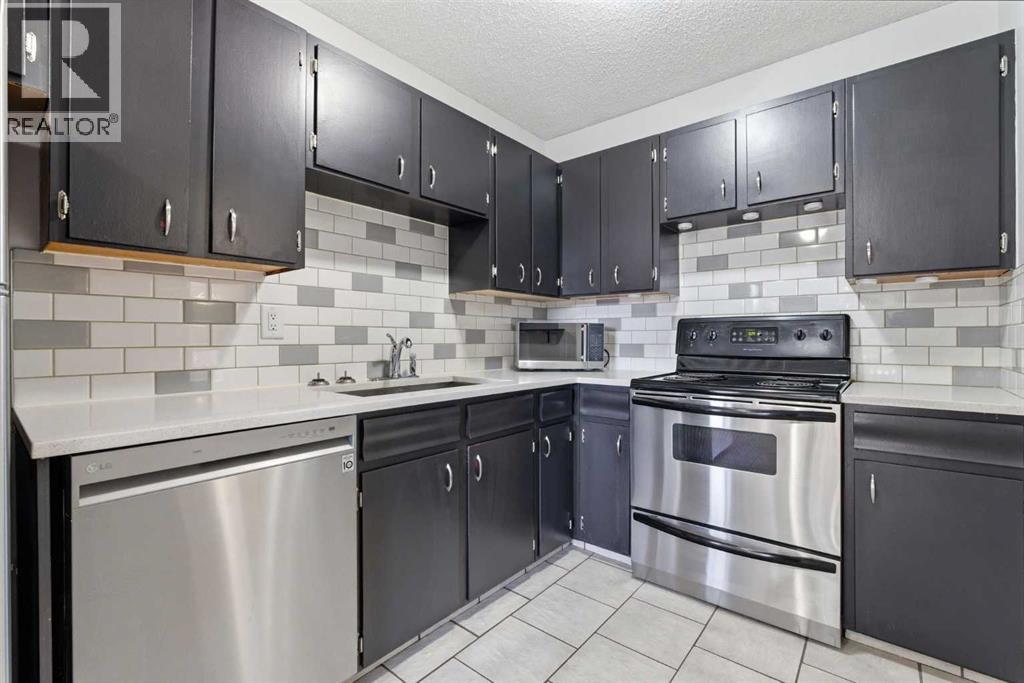 6137 Maddock Drive NE, Calgary, Alberta  T2A 3W3 - Photo 12 - A2294690