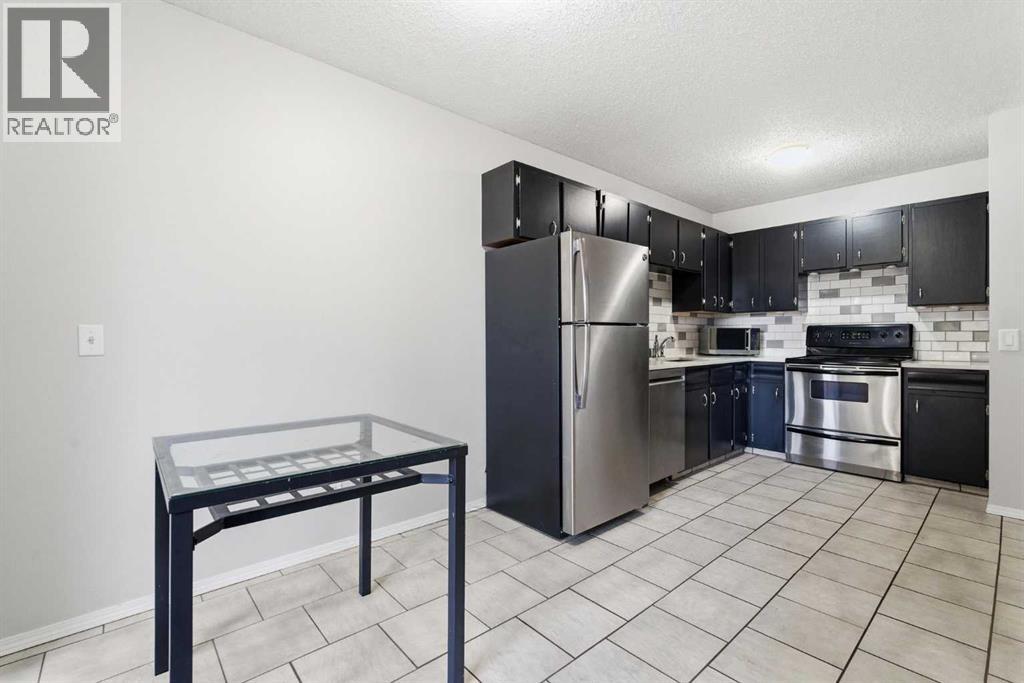 6137 Maddock Drive NE, Calgary, Alberta  T2A 3W3 - Photo 9 - A2294690