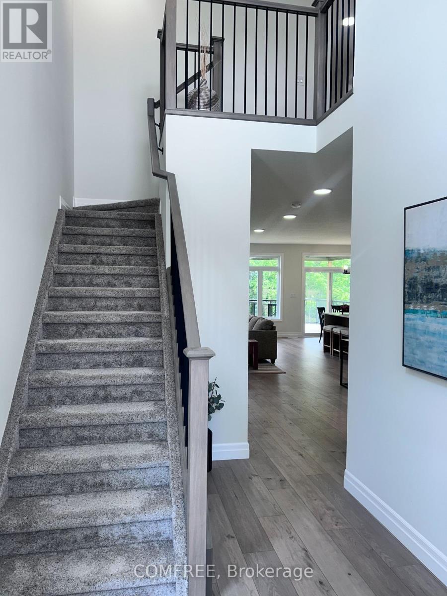 35 Old Course Road, St. Thomas, Ontario  N5R 0N3 - Photo 3 - X12921710