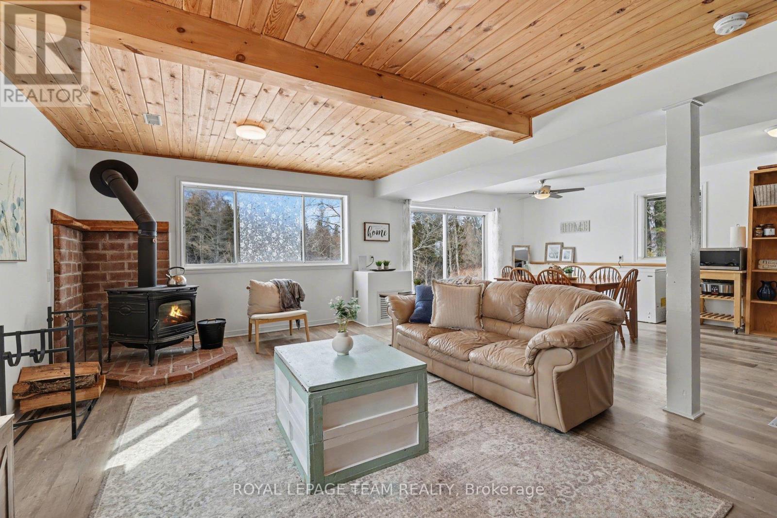 4237 Bell Line Road, Frontenac, Ontario  K0H 2E0 - Photo 14 - X12921756