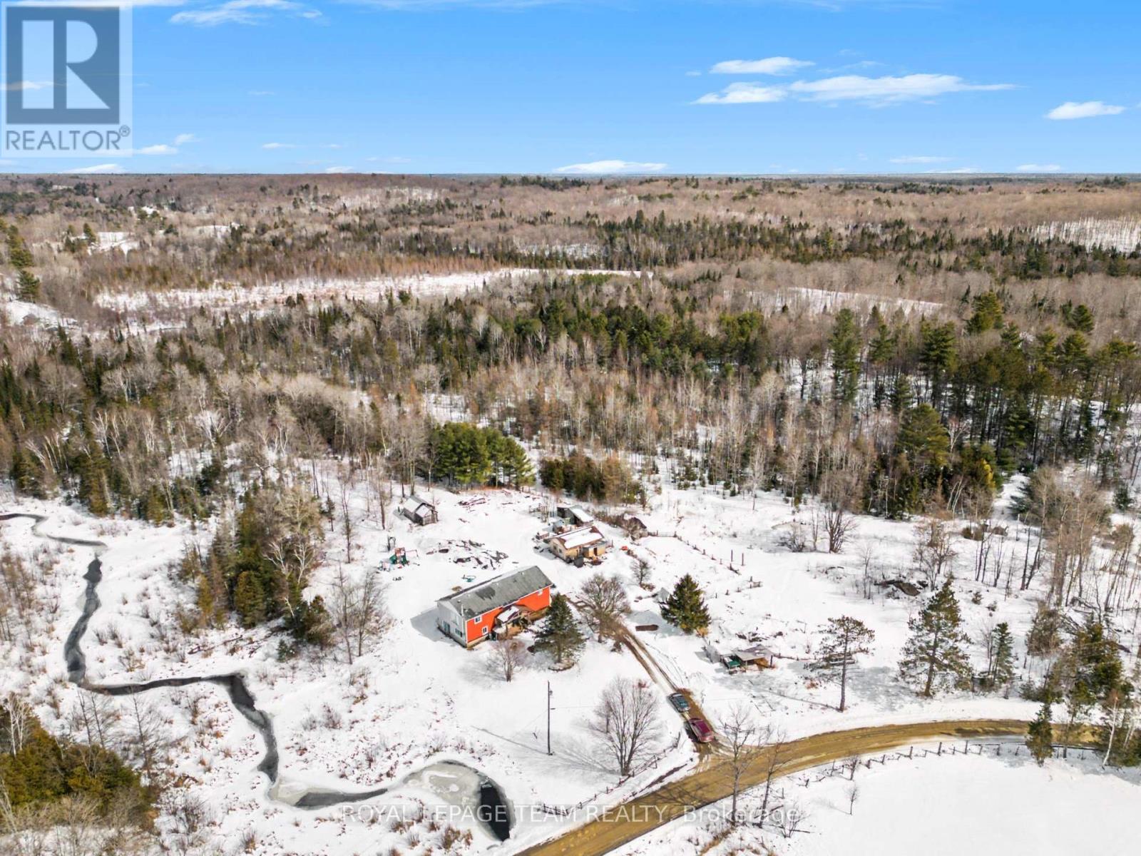 4237 Bell Line Road, Frontenac, Ontario  K0H 2E0 - Photo 34 - X12921756