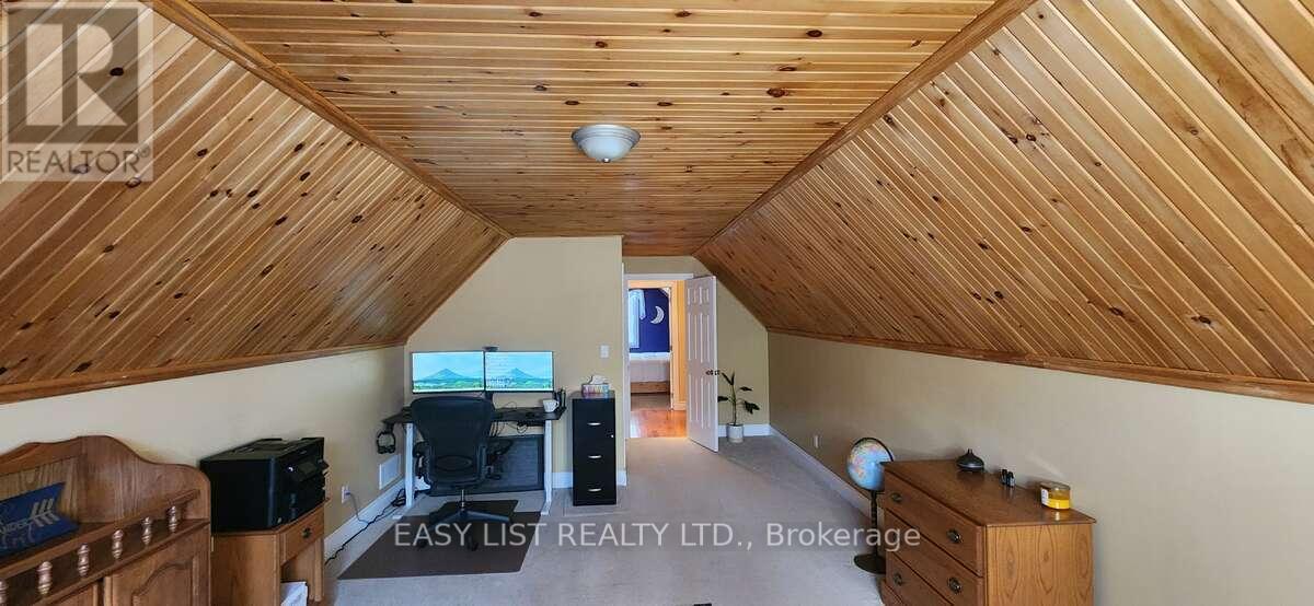 110 Monck Square, Laurentian Hills, Ontario  K0J 1P0 - Photo 20 - X12921790