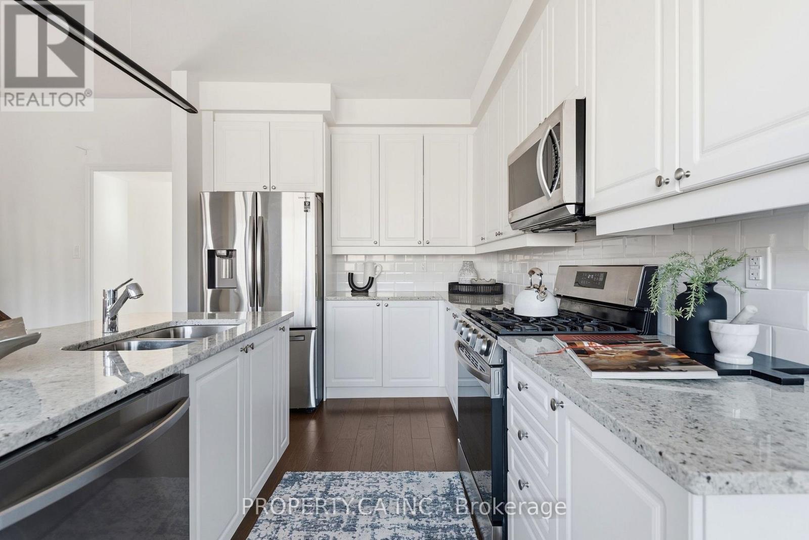 99 Auckland Drive, Whitby, Ontario  L1P 0J4 - Photo 11 - E12921670