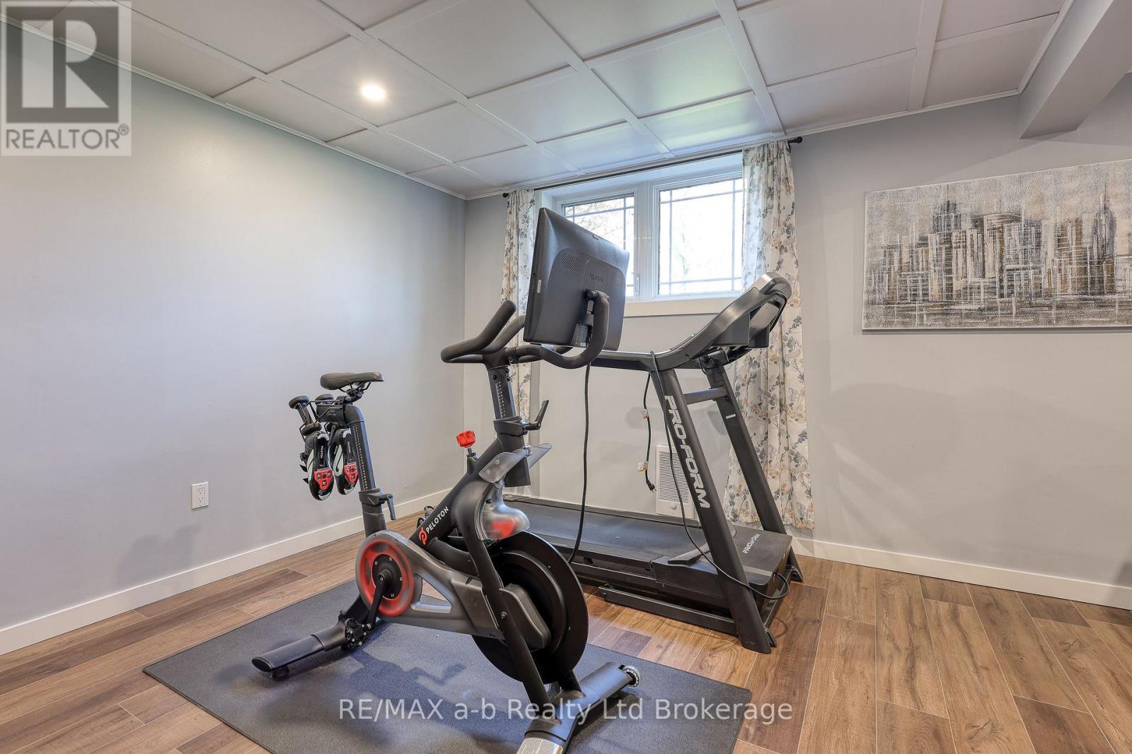 249 Arris Crescent, West Perth, Ontario  N0K 1N0 - Photo 24 - X12921734