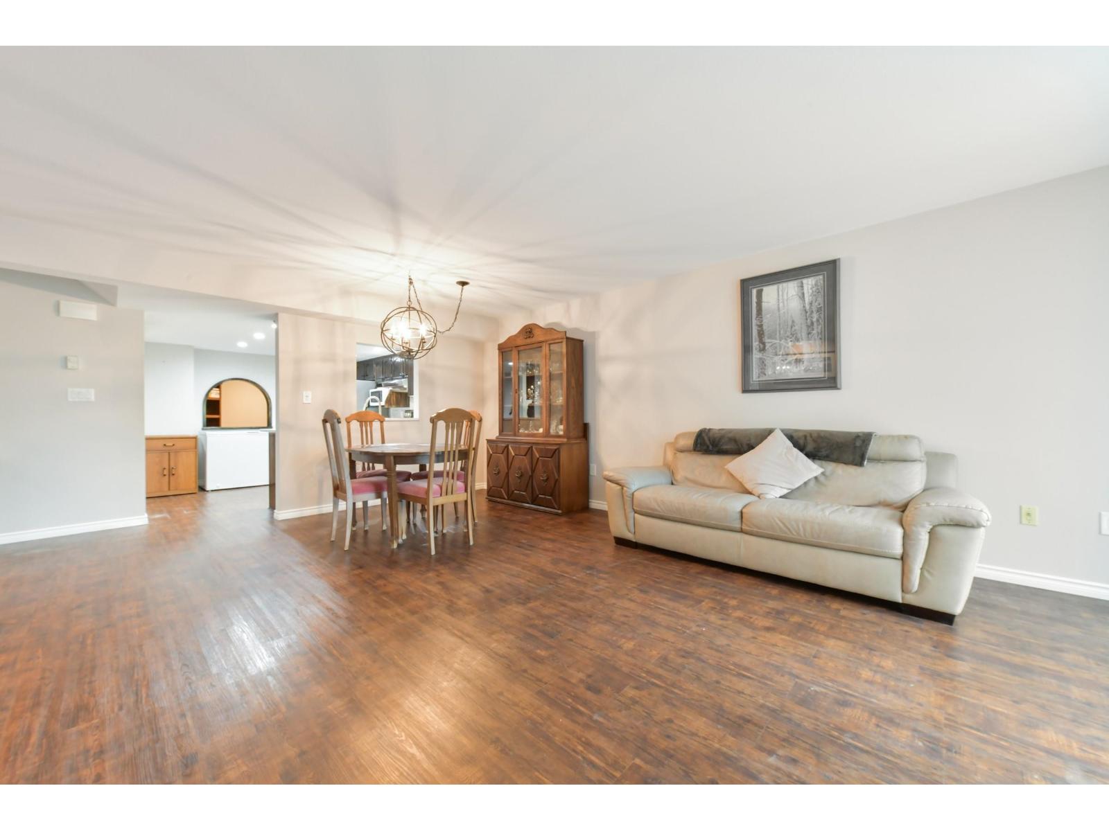 51 32361 Mcrae Avenue, Mission, British Columbia  V2V 4X7 - Photo 8 - R3103023