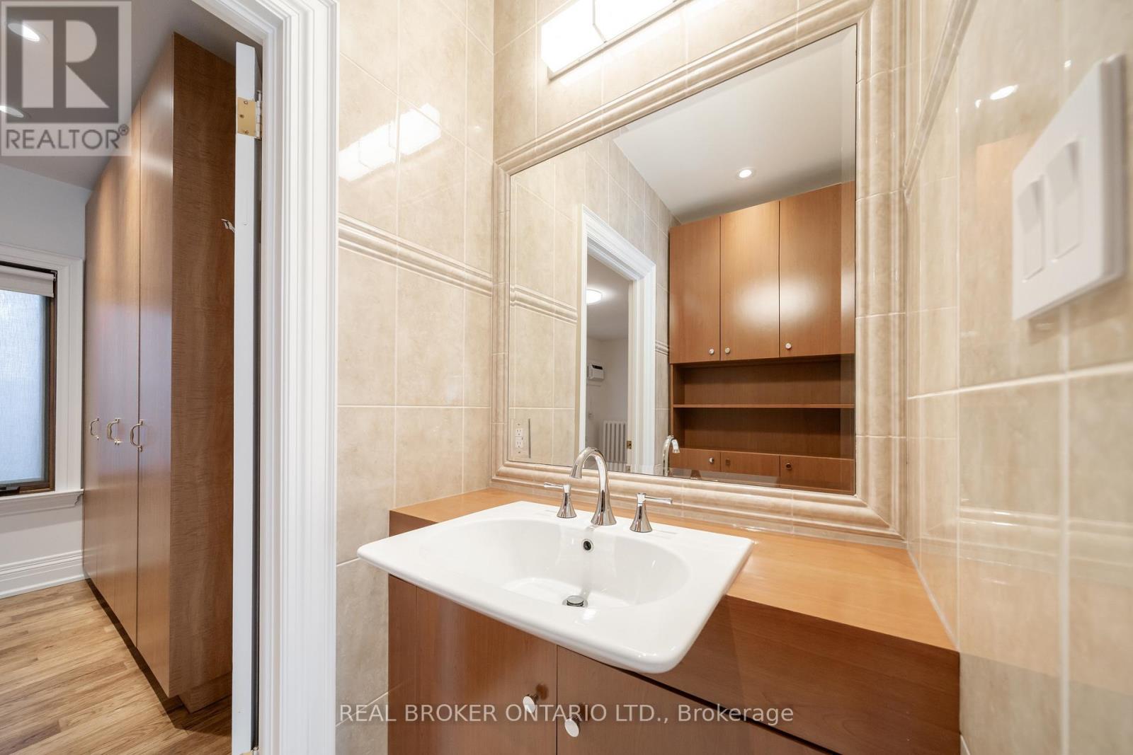 114 Heath Street W, Toronto, Ontario  M4V 1T6 - Photo 23 - C12921782