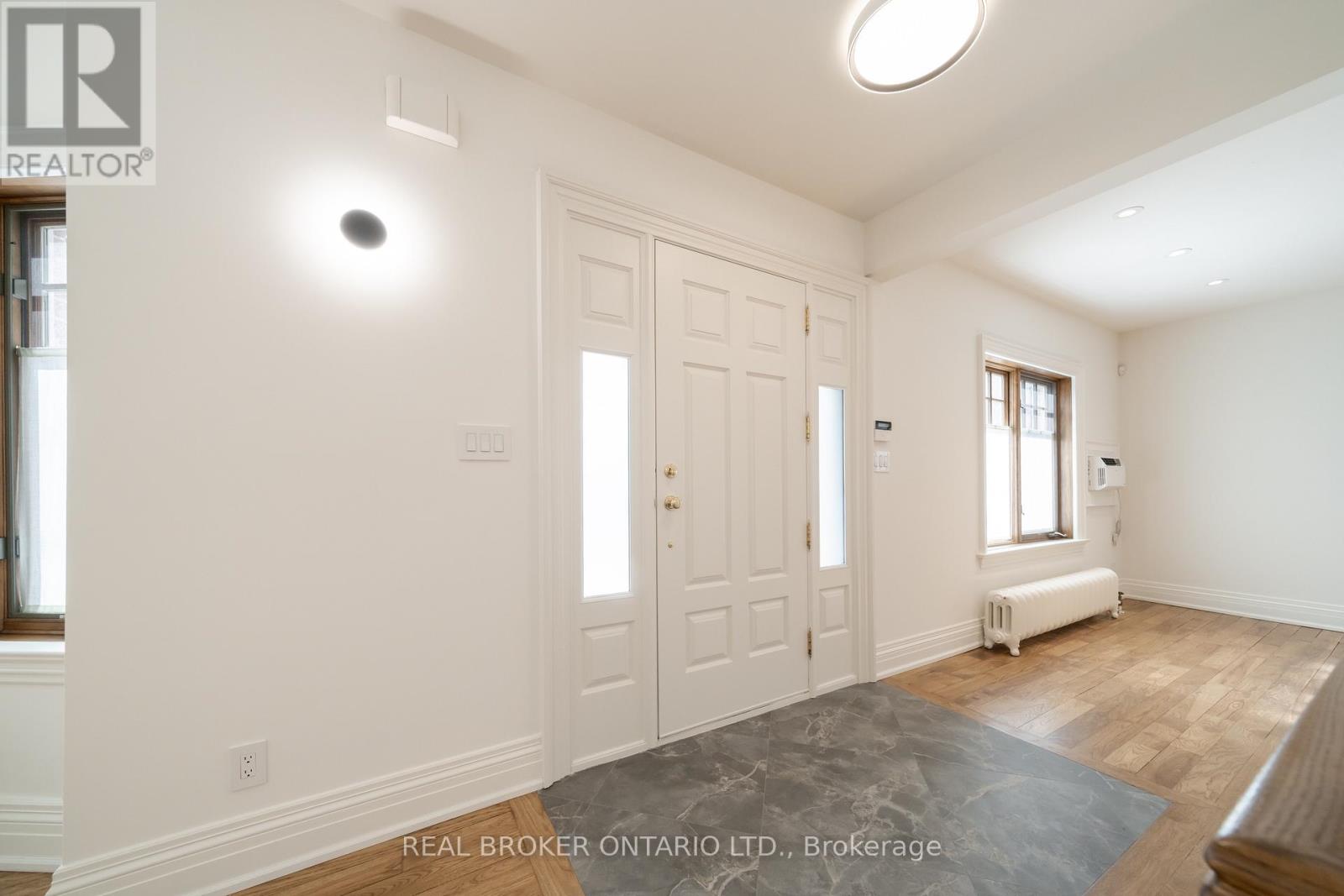 114 Heath Street W, Toronto, Ontario  M4V 1T6 - Photo 3 - C12921782