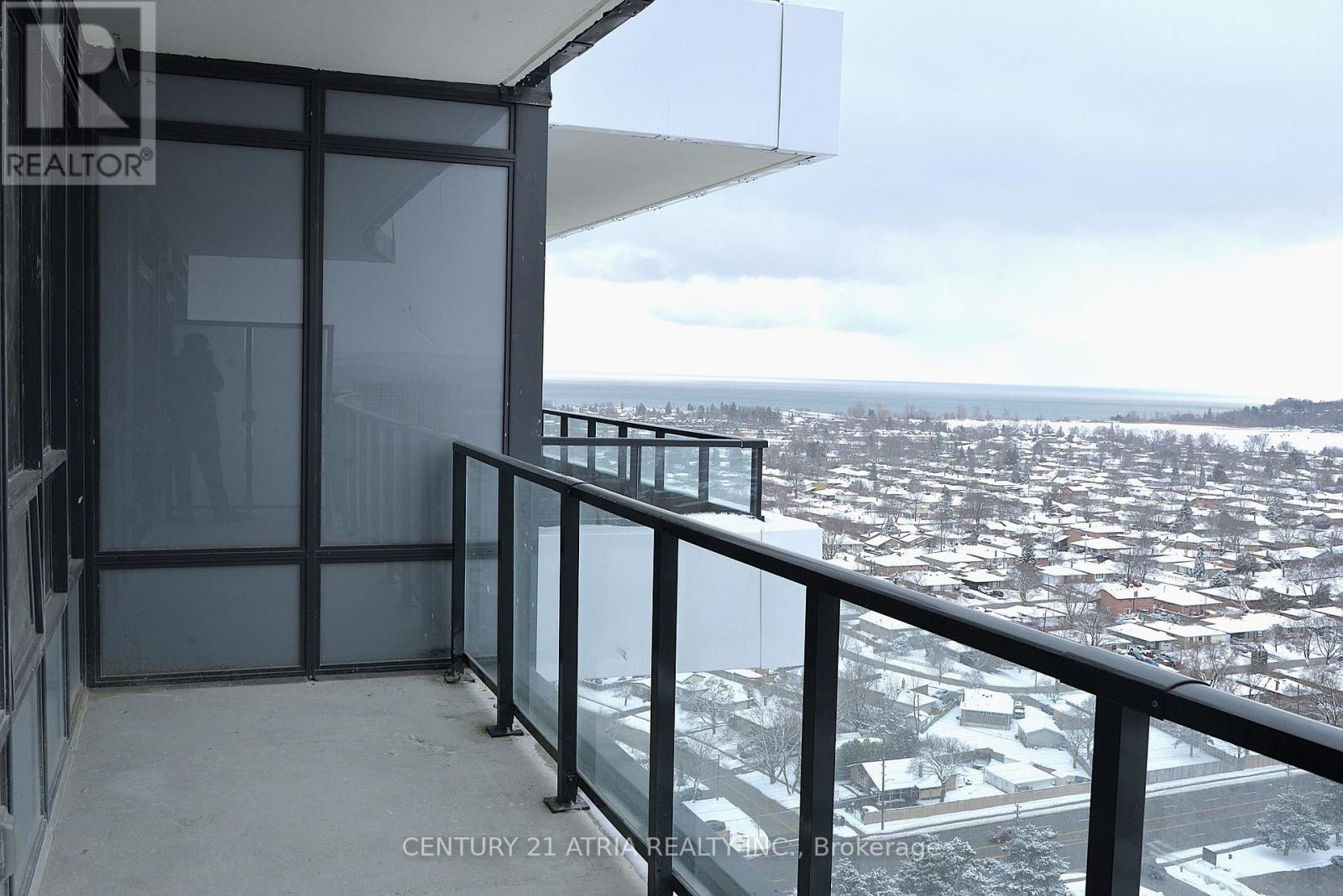 2411 - 1435 Celebration Drive, Pickering, Ontario  L1W 0C4 - Photo 13 - E12921718