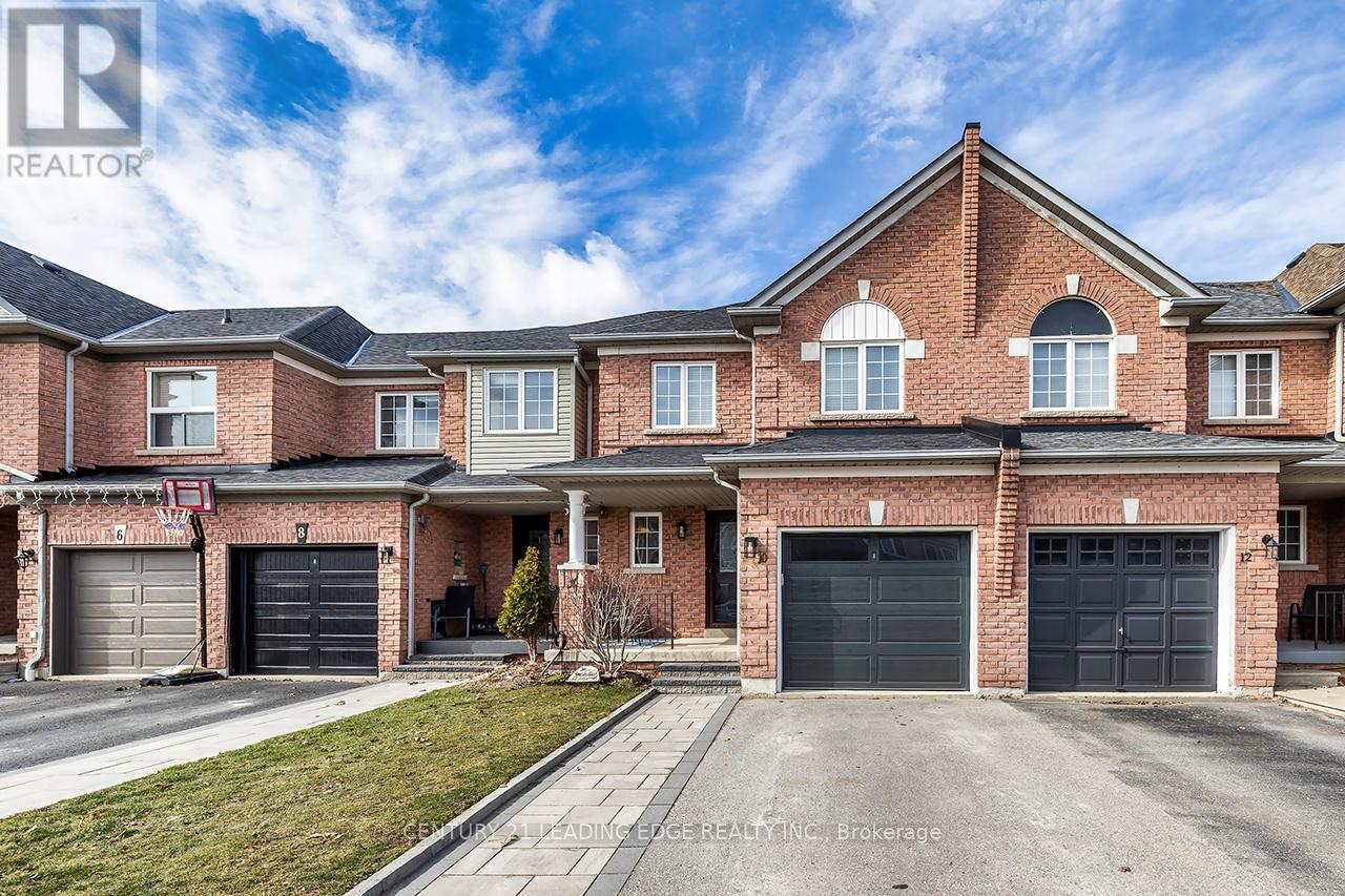 10 OGLEVIE DRIVE, Whitby, Ontario