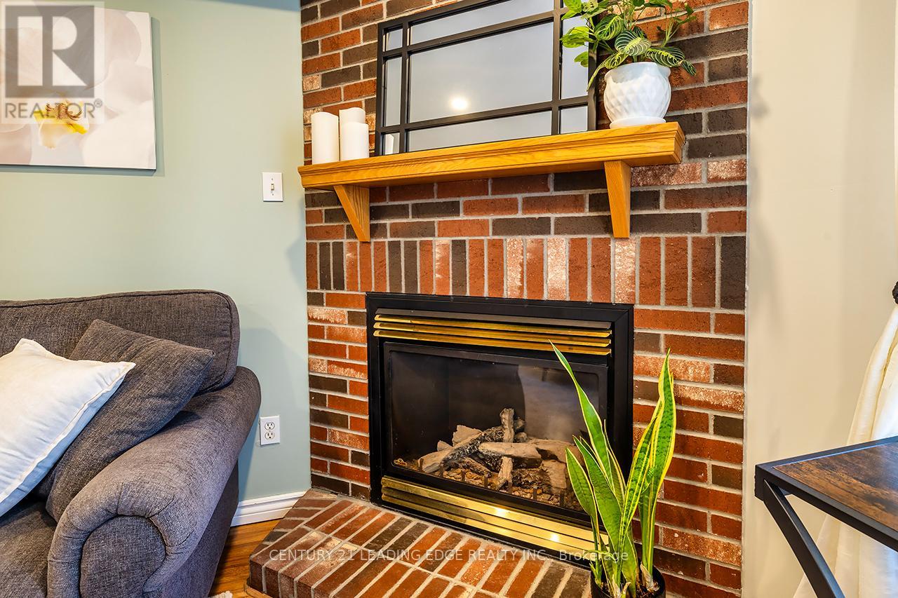 10 Oglevie Drive, Whitby, Ontario  L1R 2Y4 - Photo 12 - E12921784