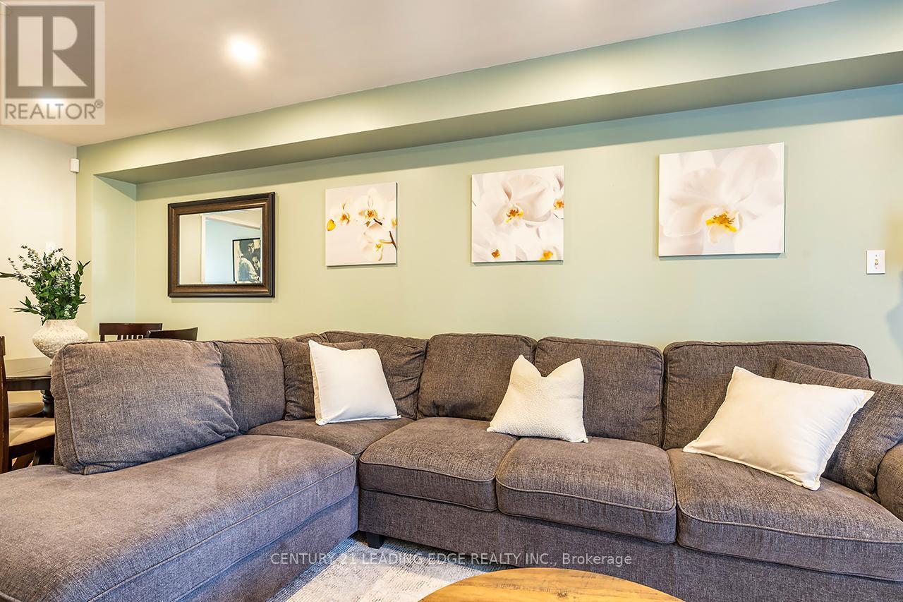 10 Oglevie Drive, Whitby, Ontario  L1R 2Y4 - Photo 13 - E12921784