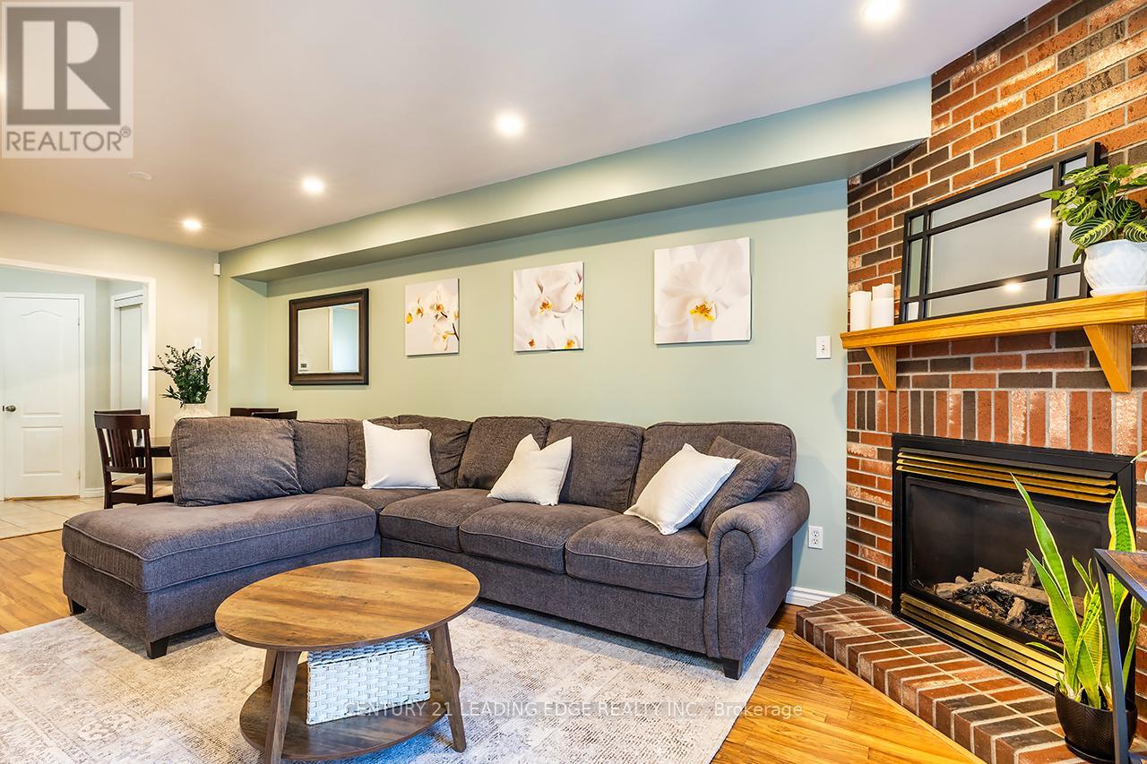 10 Oglevie Drive, Whitby, Ontario  L1R 2Y4 - Photo 14 - E12921784