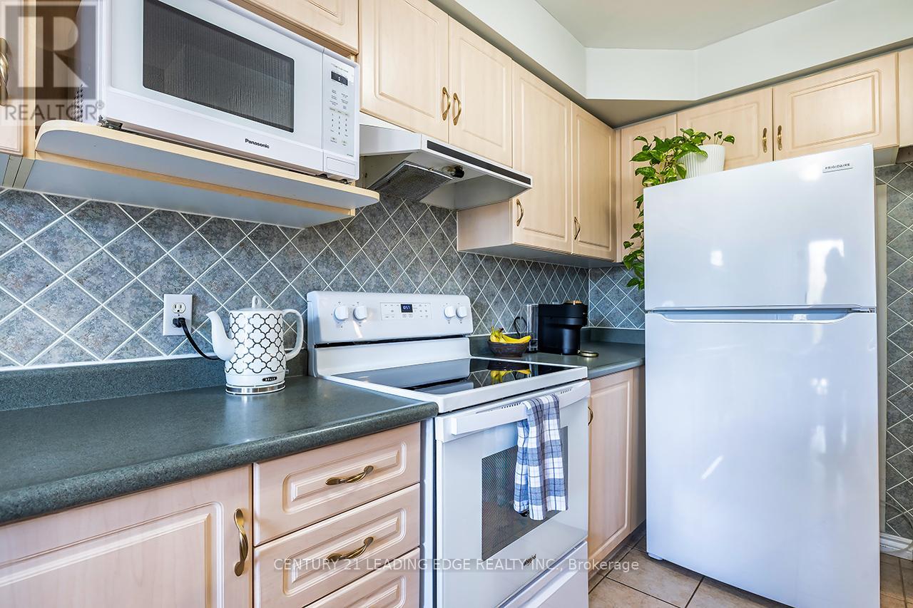 10 Oglevie Drive, Whitby, Ontario  L1R 2Y4 - Photo 21 - E12921784