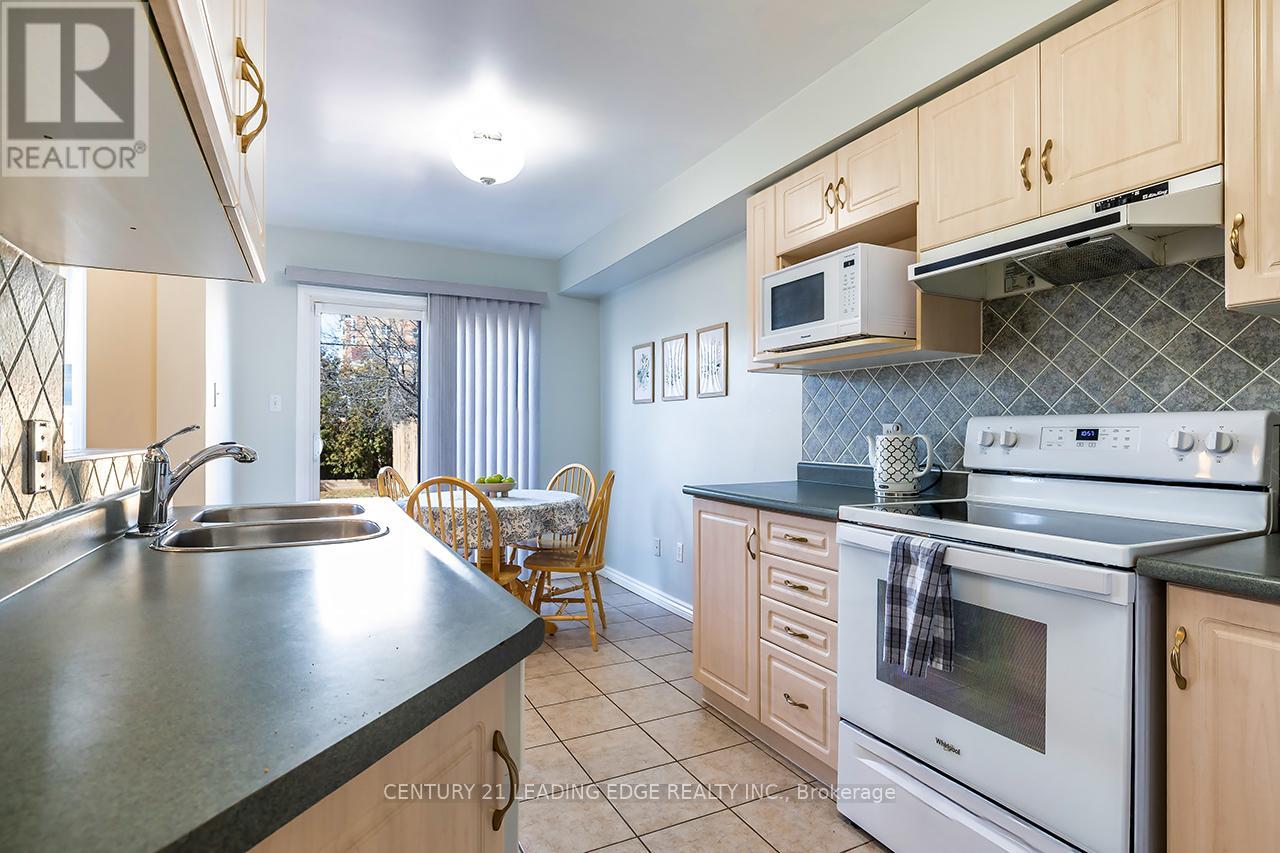 10 Oglevie Drive, Whitby, Ontario  L1R 2Y4 - Photo 22 - E12921784