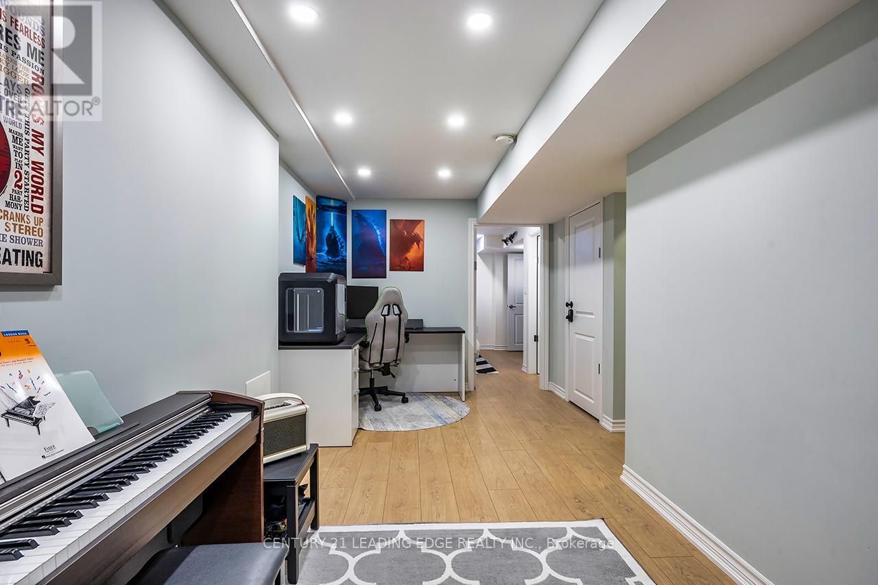 10 Oglevie Drive, Whitby, Ontario  L1R 2Y4 - Photo 26 - E12921784