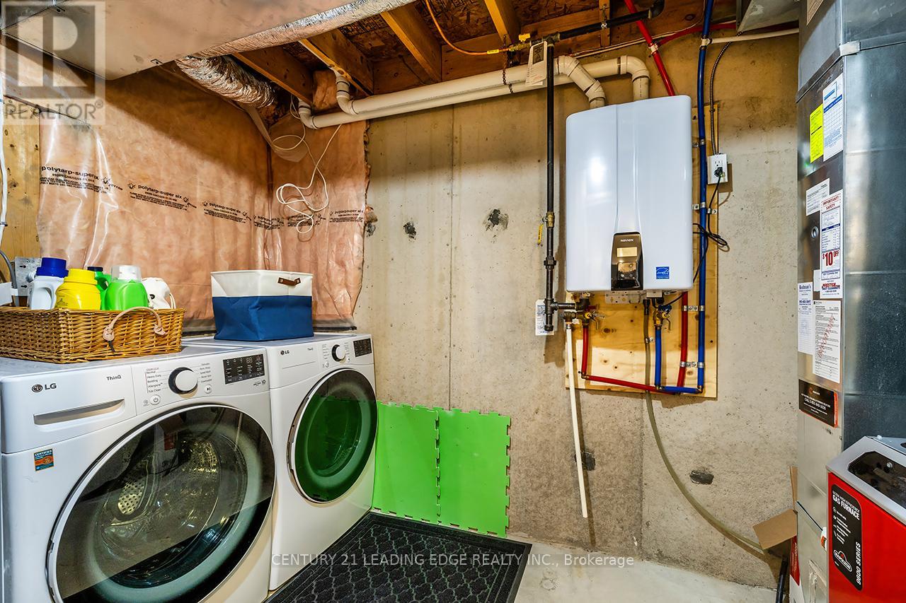 10 Oglevie Drive, Whitby, Ontario  L1R 2Y4 - Photo 31 - E12921784