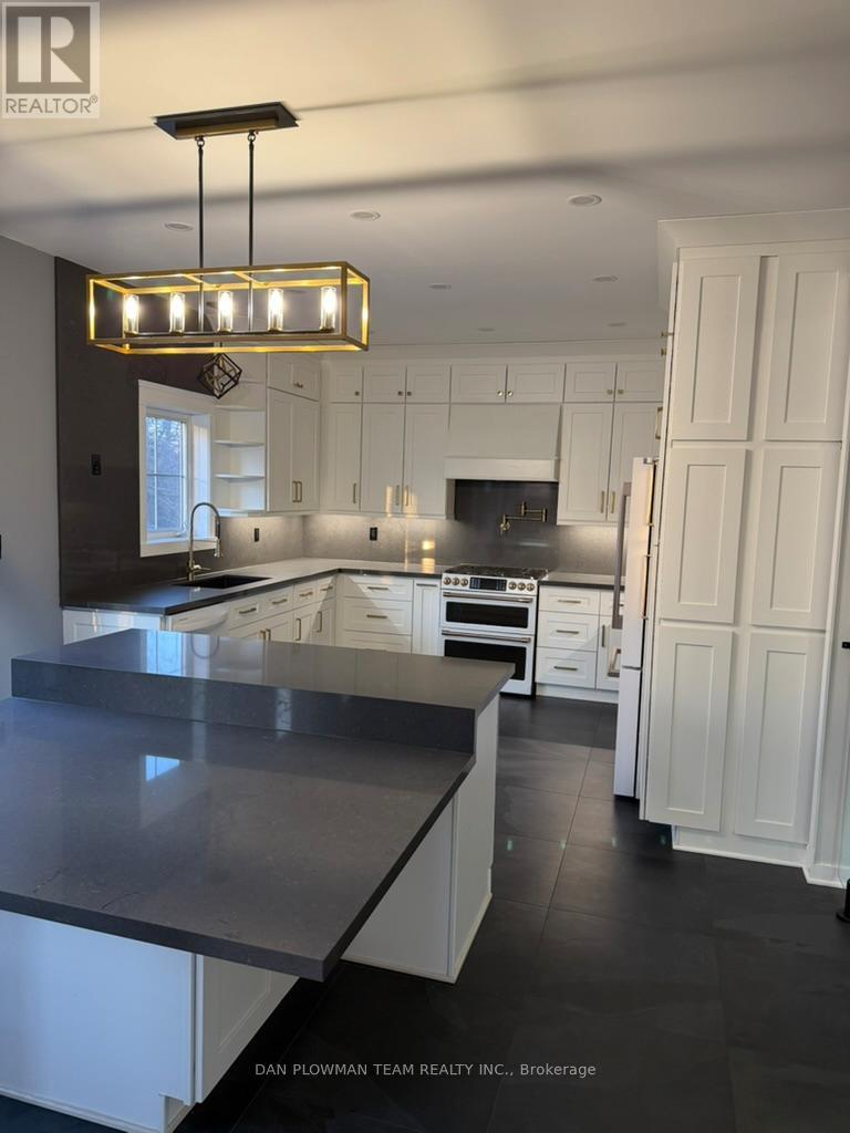 20 Brandwood Square, Ajax, Ontario  L1Z 2C1 - Photo 9 - E12921792