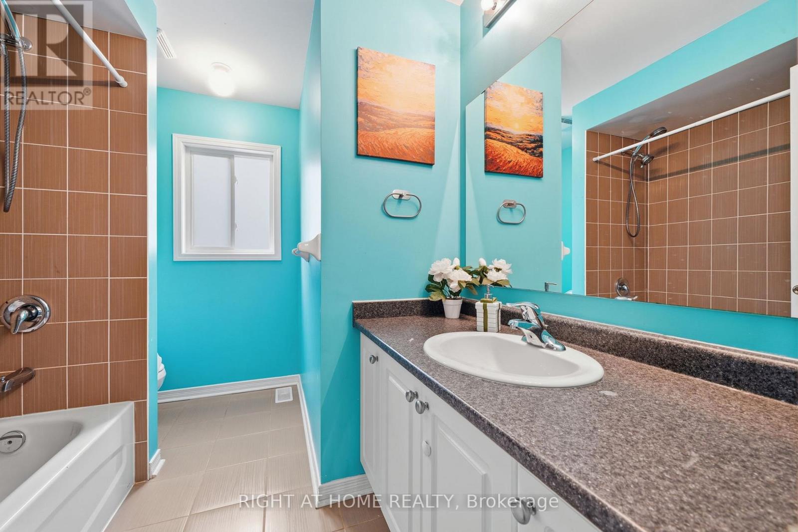 1209 Mary Lou Street, Innisfil, Ontario  L9S 0C2 - Photo 29 - N12921746