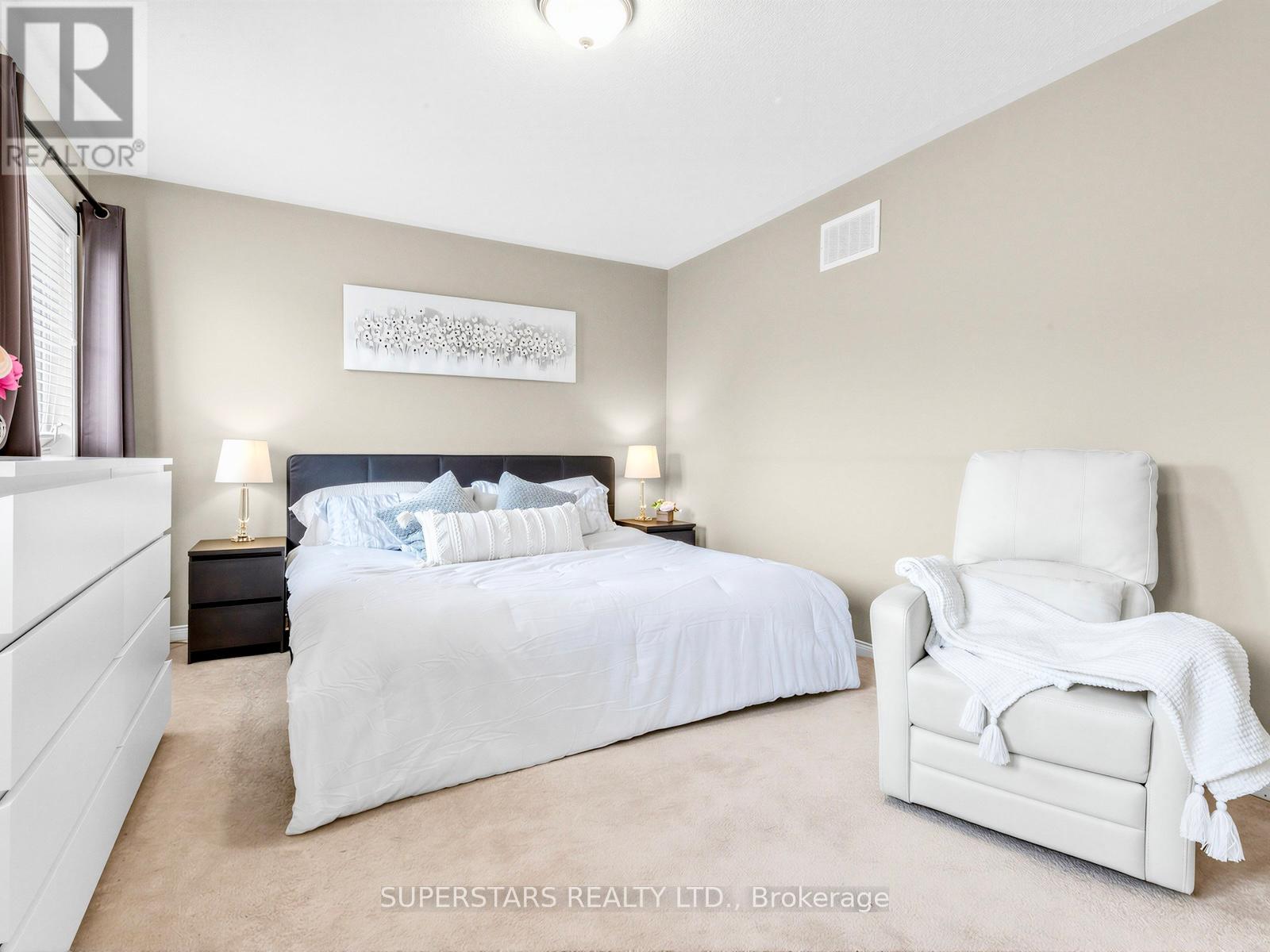 7 Wilcliff Court, Markham, Ontario  L6E 2E5 - Photo 19 - N12921758