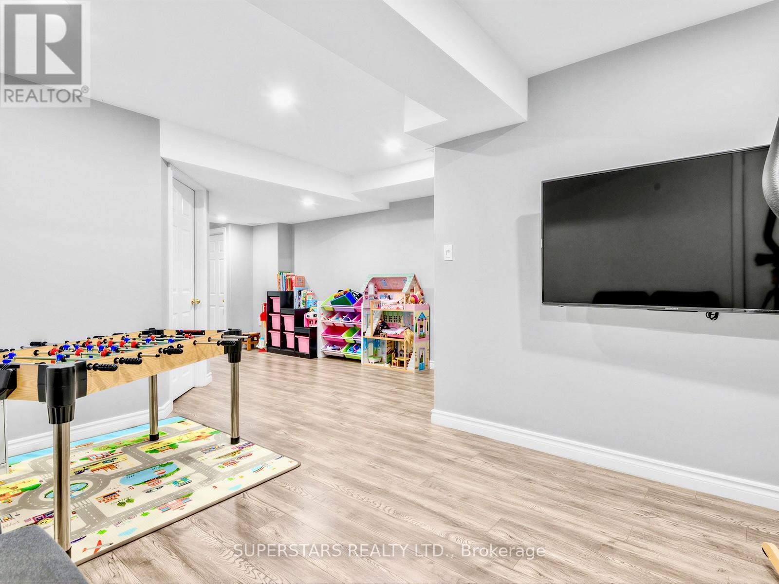 7 Wilcliff Court, Markham, Ontario  L6E 2E5 - Photo 28 - N12921758