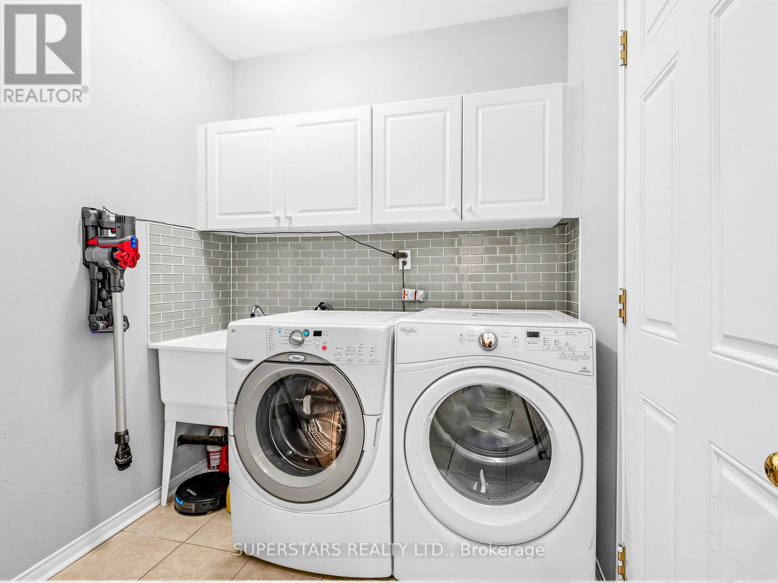 7 Wilcliff Court, Markham, Ontario  L6E 2E5 - Photo 30 - N12921758