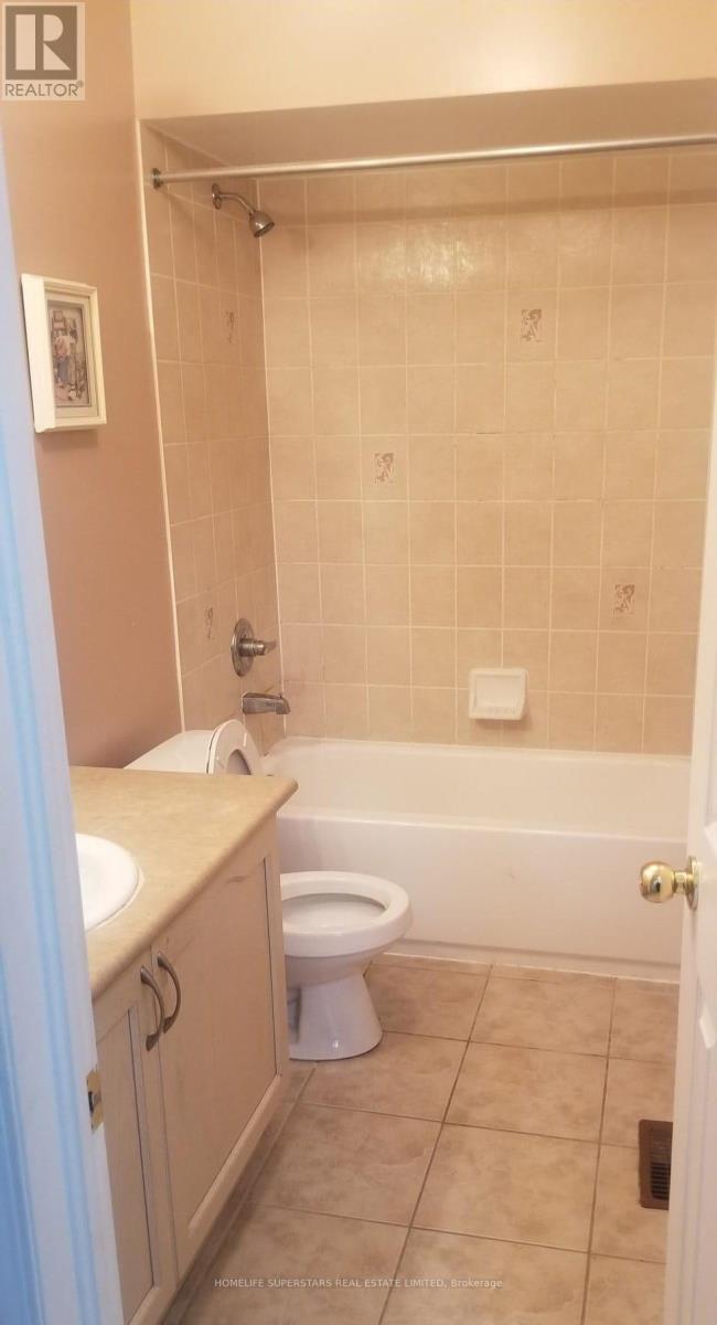 13 Grover(Main & 2nd Floor) Road, Brampton, Ontario  L6Y 5R4 - Photo 15 - W12918922