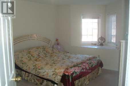 13 Grover(Main & 2nd Floor) Road, Brampton, Ontario  L6Y 5R4 - Photo 3 - W12918922