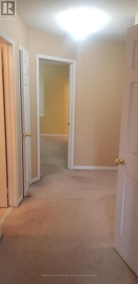 13 Grover(Main & 2nd Floor) Road, Brampton, Ontario  L6Y 5R4 - Photo 38 - W12918922