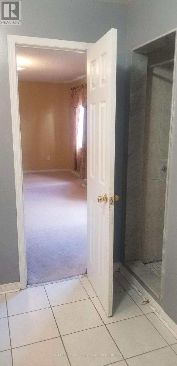 13 Grover(Main & 2nd Floor) Road, Brampton, Ontario  L6Y 5R4 - Photo 21 - W12918922