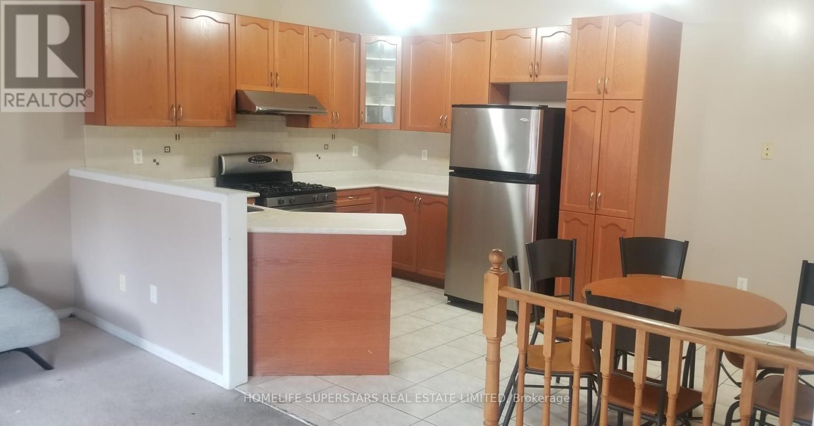 13 Grover(Main & 2nd Floor) Road, Brampton, Ontario  L6Y 5R4 - Photo 29 - W12918922