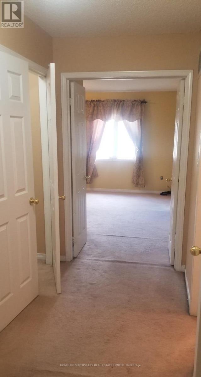 13 Grover(Main & 2nd Floor) Road, Brampton, Ontario  L6Y 5R4 - Photo 32 - W12918922