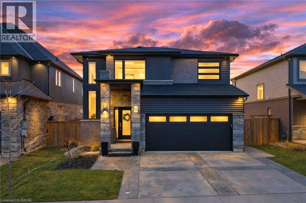 8 MYRTLE Street, Fonthill, Ontario