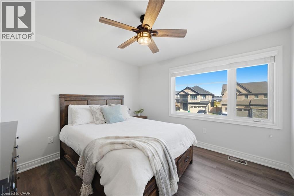 8 Myrtle Street, Fonthill, Ontario  L0S 1E6 - Photo 25 - 40815211