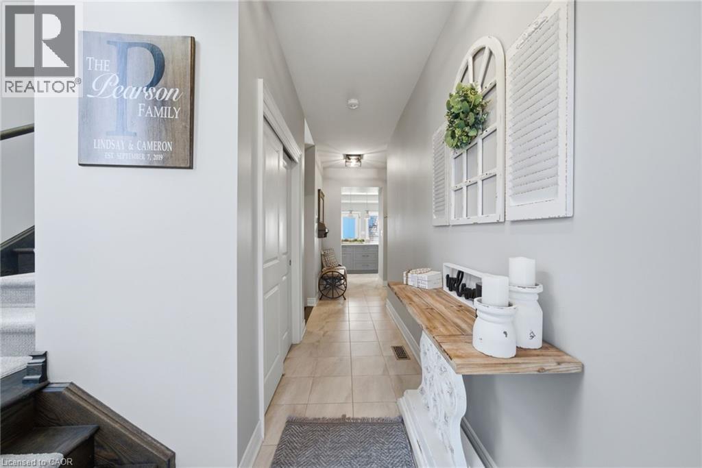 8 Myrtle Street, Fonthill, Ontario  L0S 1E6 - Photo 5 - 40815211