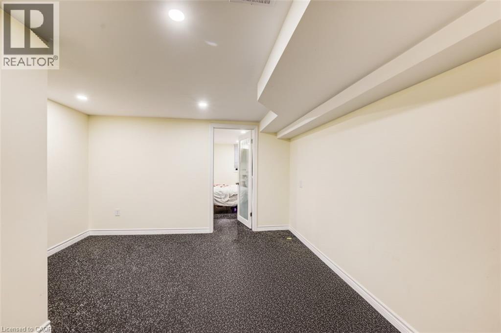 284 Westcourt Place, Waterloo, Ontario  N2L 2R7 - Photo 19 - 40815140