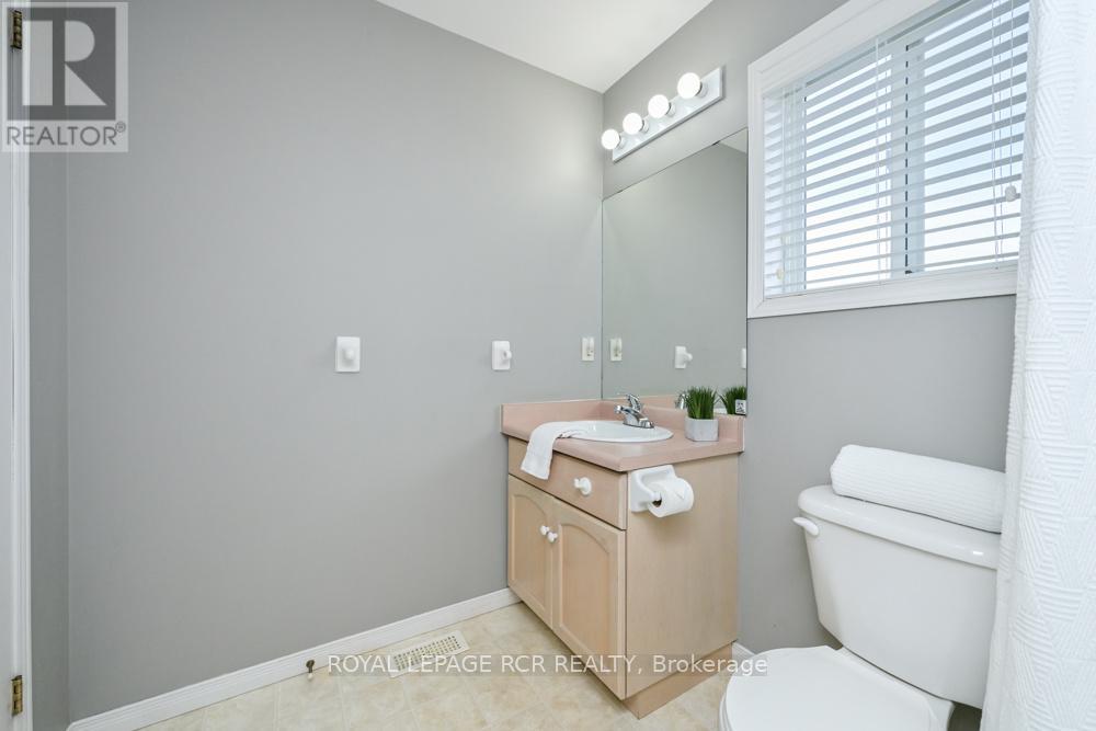 83 Glengarry Road, Orangeville, Ontario  L9W 5E2 - Photo 22 - W12921732