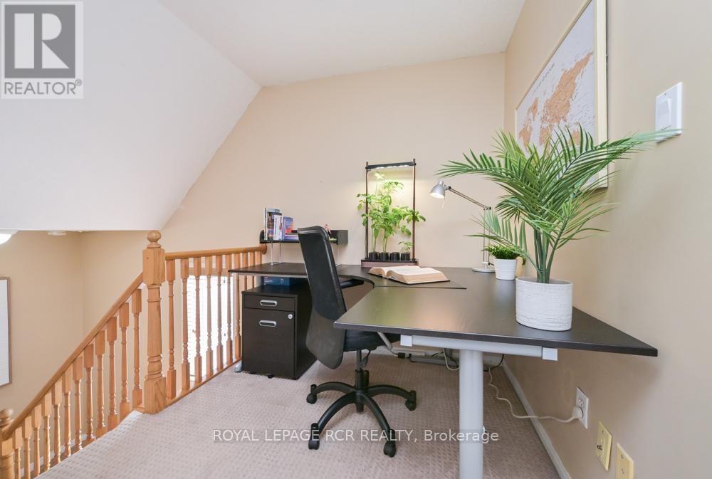 83 Glengarry Road, Orangeville, Ontario  L9W 5E2 - Photo 23 - W12921732