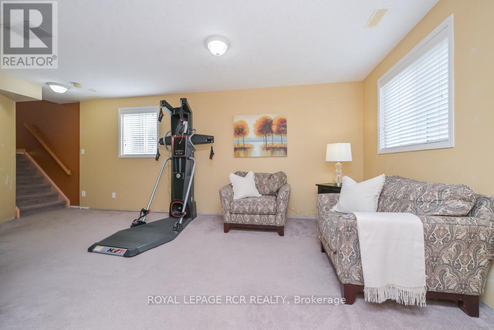 83 Glengarry Road, Orangeville, Ontario  L9W 5E2 - Photo 26 - W12921732