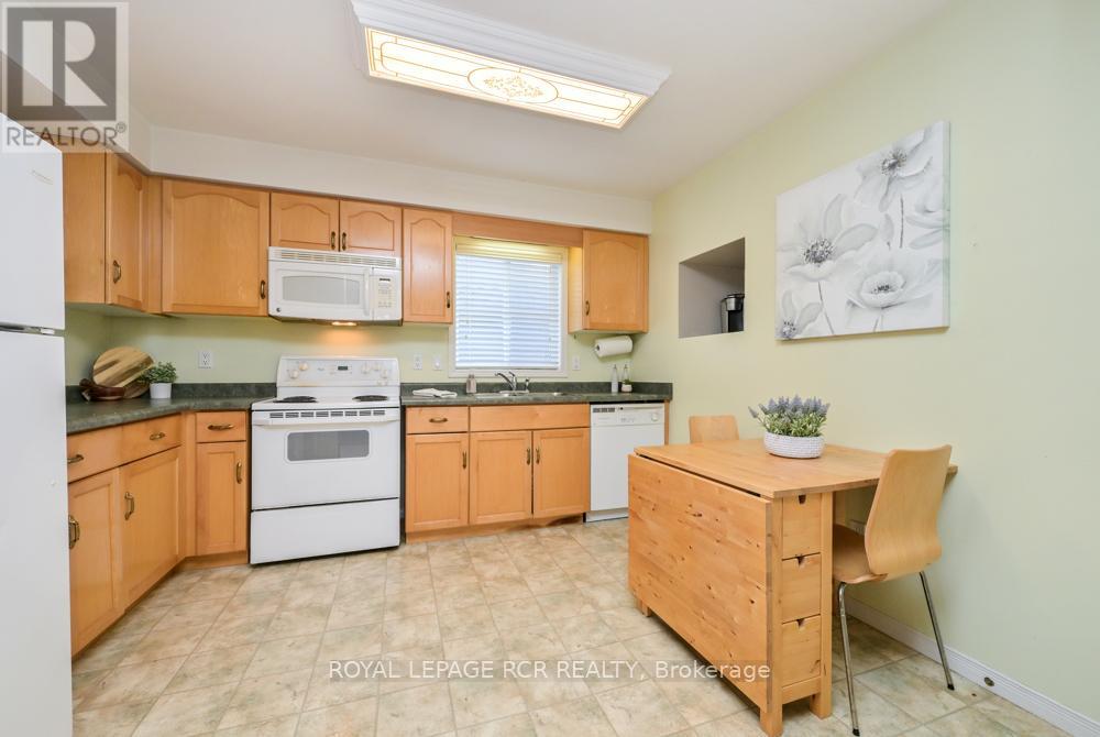 83 Glengarry Road, Orangeville, Ontario  L9W 5E2 - Photo 8 - W12921732