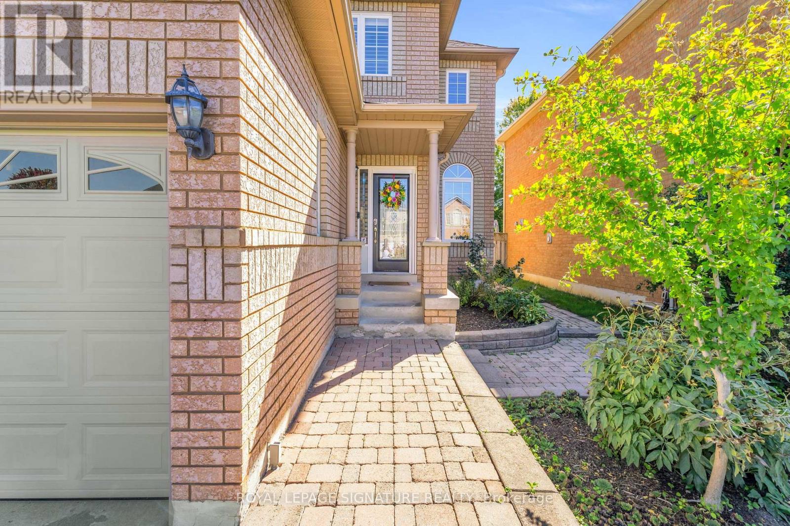 21 Bushberry Road, Brampton, Ontario  L7A 1K4 - Photo 2 - W12921740