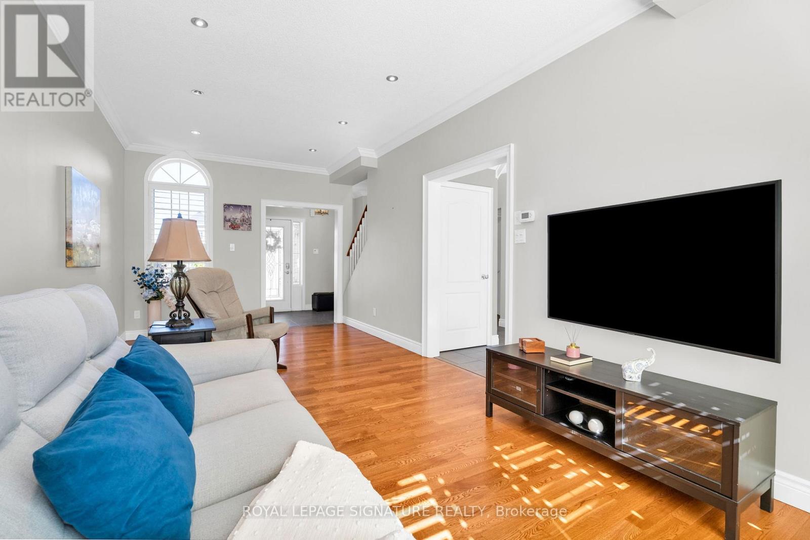 21 Bushberry Road, Brampton, Ontario  L7A 1K4 - Photo 4 - W12921740