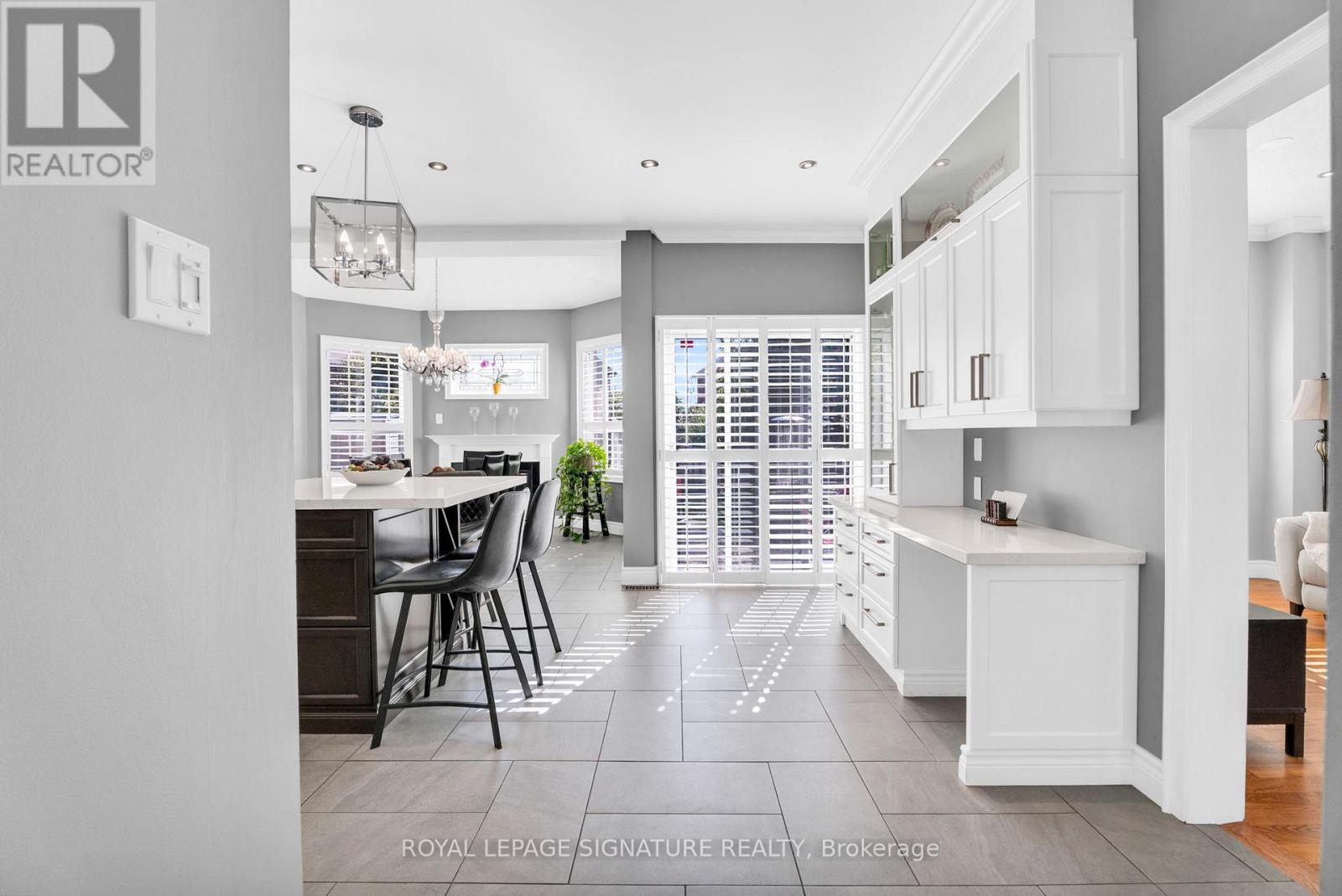 21 Bushberry Road, Brampton, Ontario  L7A 1K4 - Photo 5 - W12921740