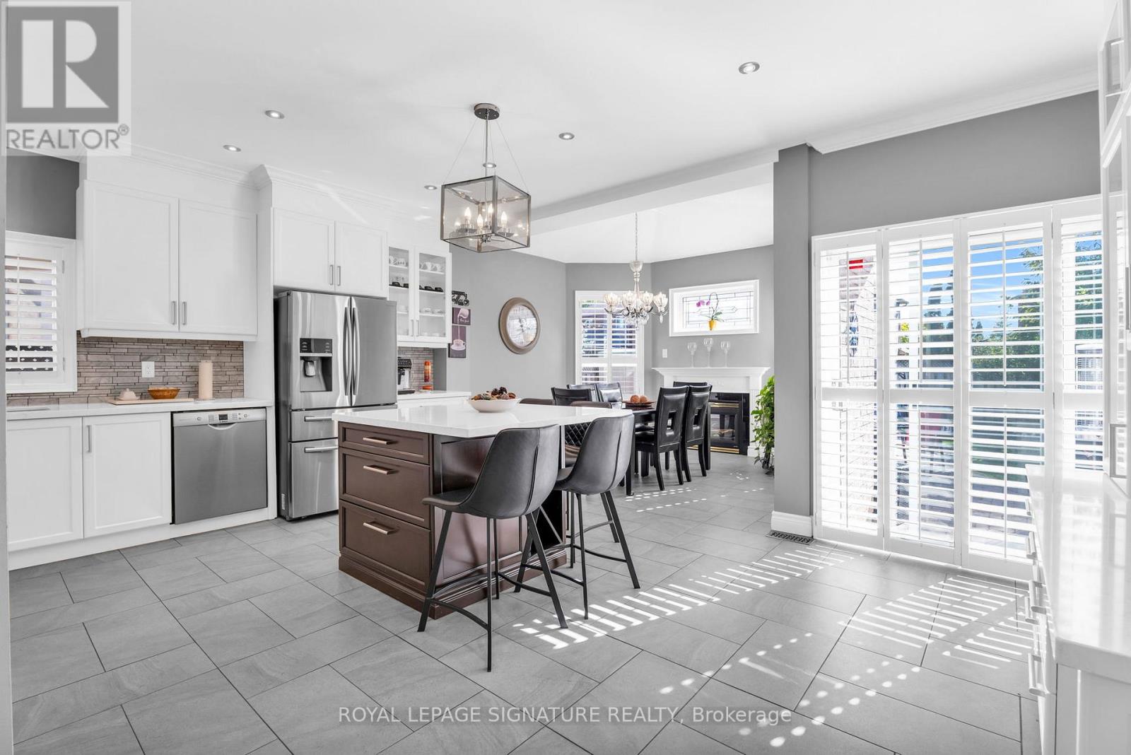 21 Bushberry Road, Brampton, Ontario  L7A 1K4 - Photo 6 - W12921740