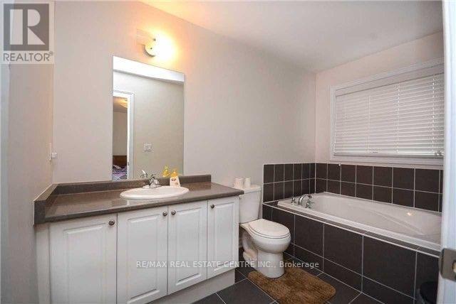 64 Yardley Crescent S, Brampton, Ontario  L6X 5L7 - Photo 12 - W12921744