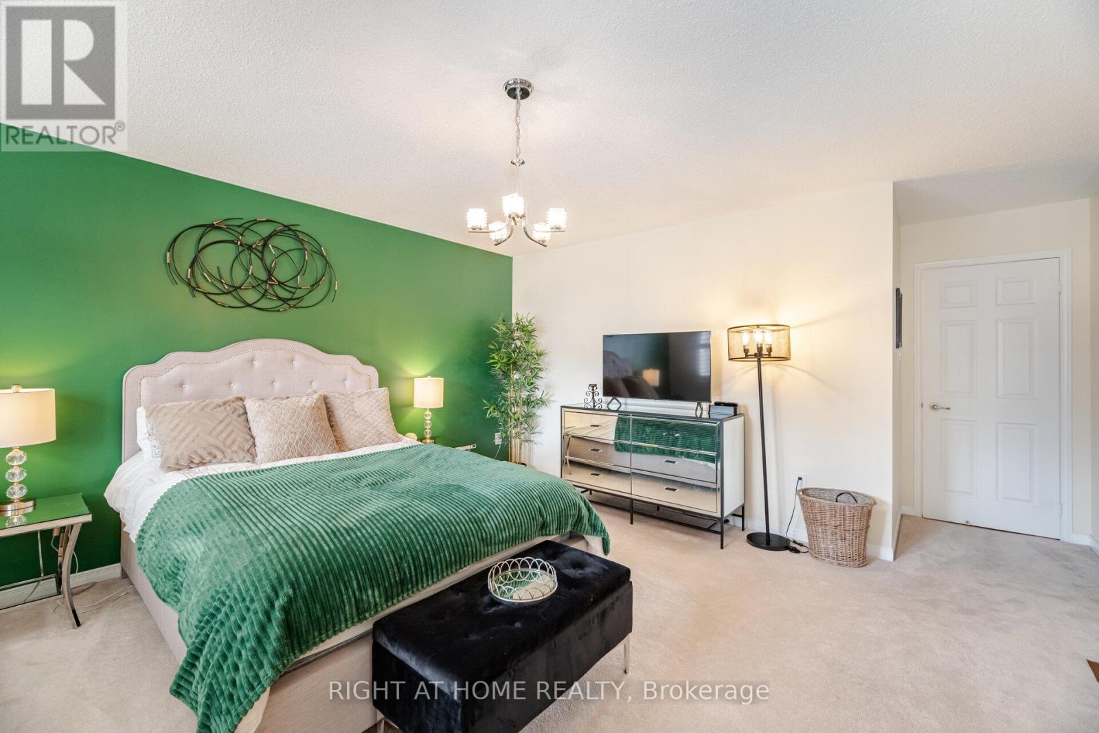 14 Duffel Crescent, Halton Hills, Ontario  L7G 0H7 - Photo 20 - W12921748