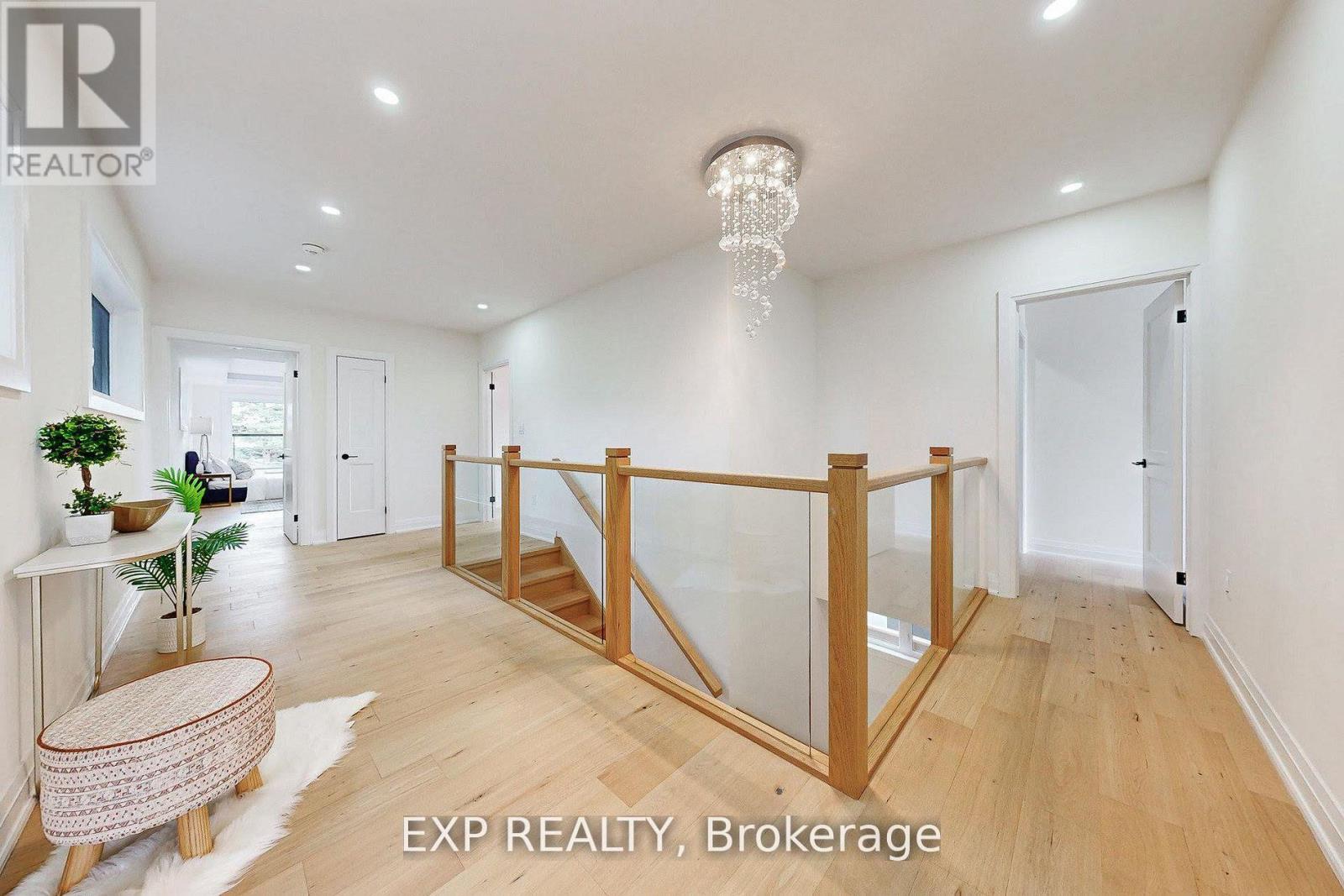 768 Montbeck Crescent, Mississauga, Ontario  L5G 1P3 - Photo 22 - W12921794