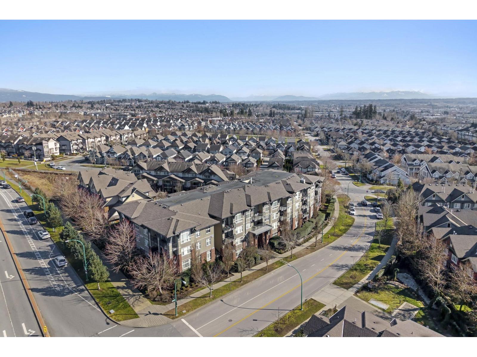 201 19201 66a Avenue, Surrey, British Columbia V4N 6N7 - Photo 35 - R3103280