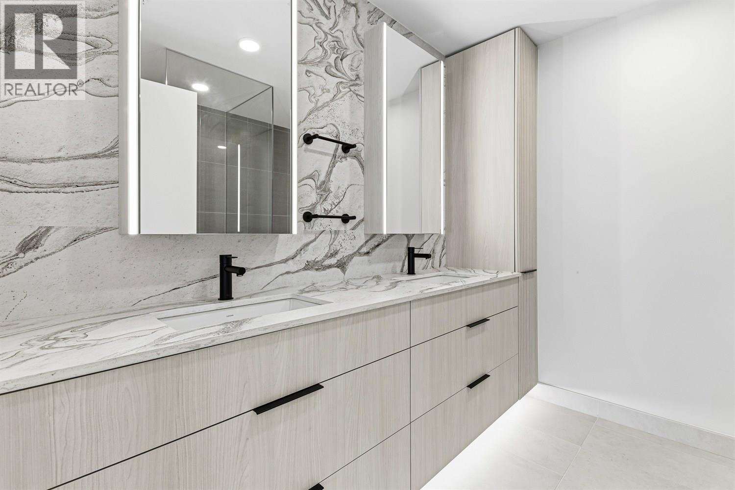 301 3590 W 39th Avenue, Vancouver, British Columbia  V6N 3A5 - Photo 13 - R3103650