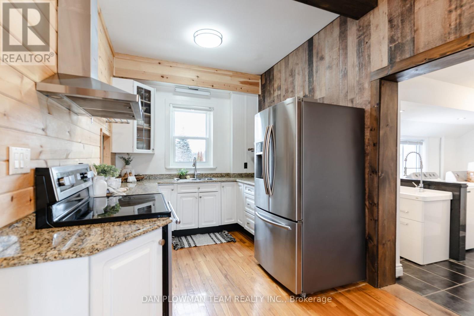 48 Dunn Street, Kawartha Lakes, Ontario  K0M 1A0 - Photo 19 - X12921704